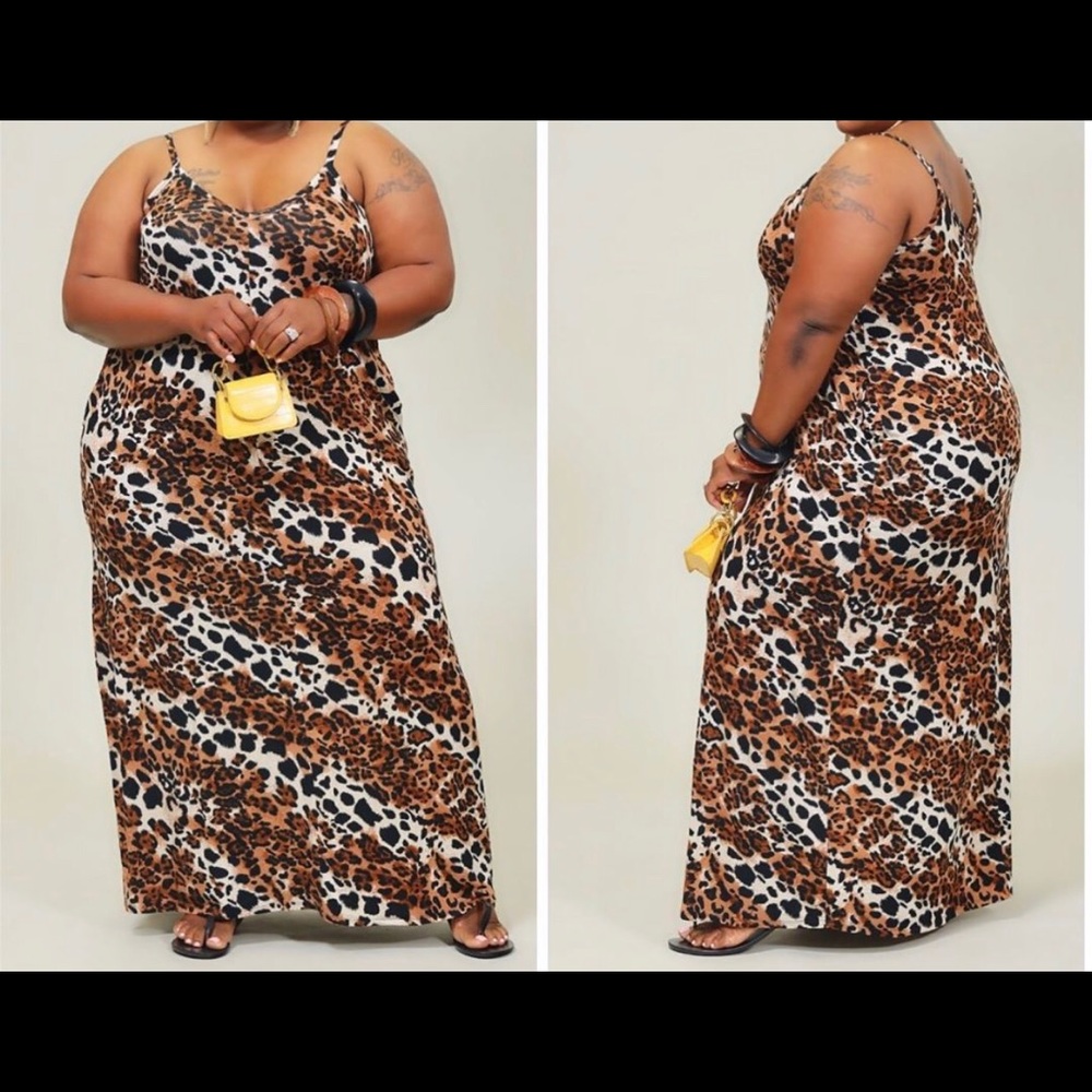 Plus Maxi Dress - Picture 2 of 2